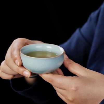 汝瓷杯拿什么茶养（汝瓷茶杯首次怎么用注意啥?）-图1